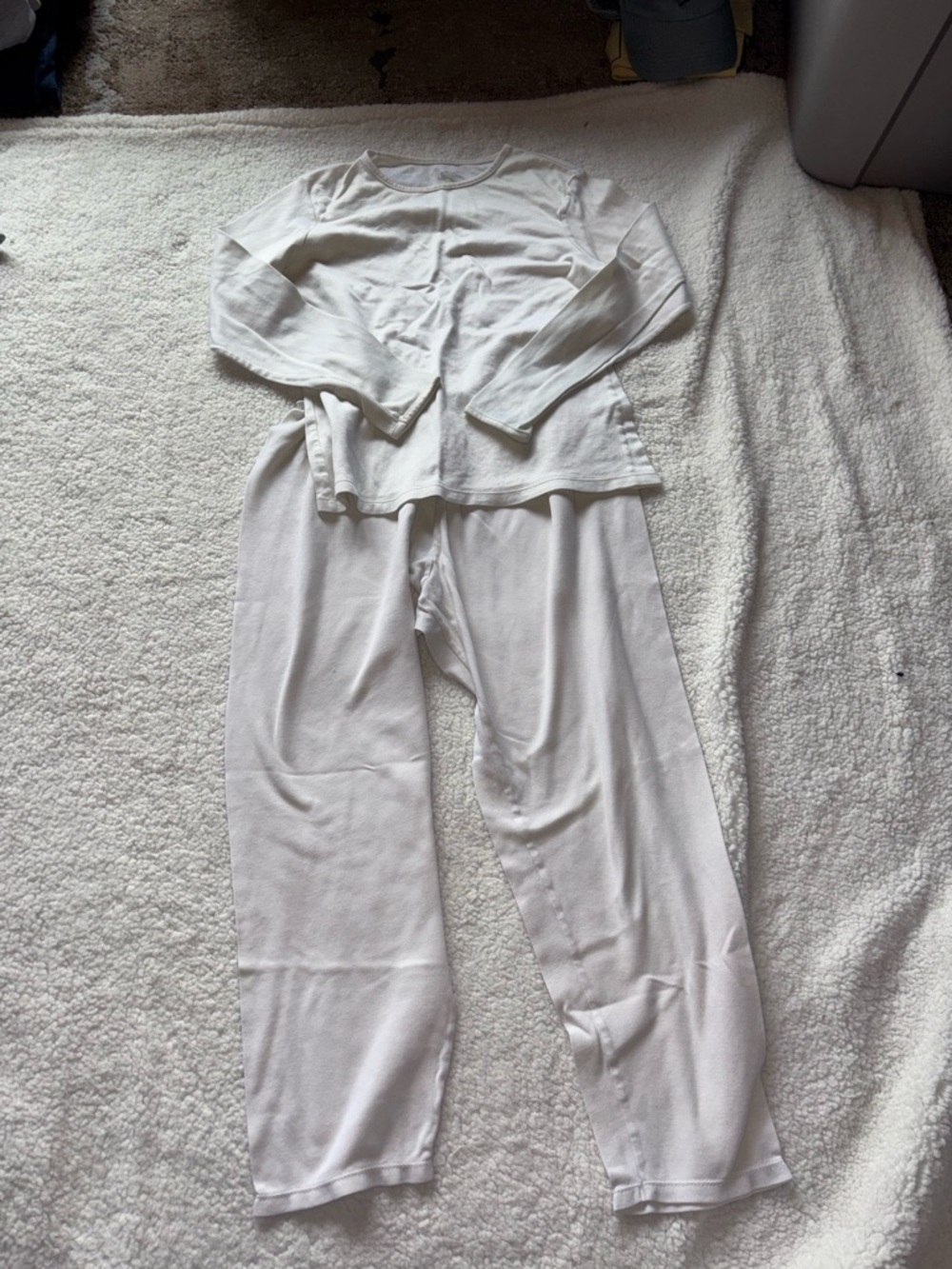 White Cuddl Duds Set XL